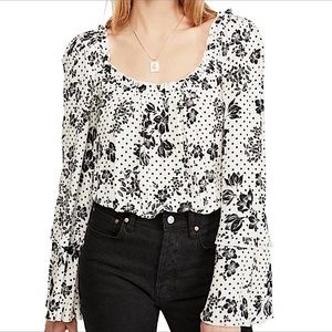 Free People One On One Date bell sleeve Bodysuit size Small